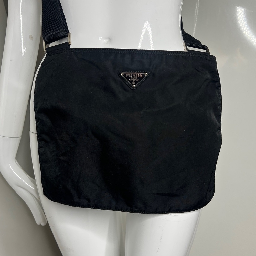 Prada Zip Top Lightweight Adjustable Single Compa… - image 6